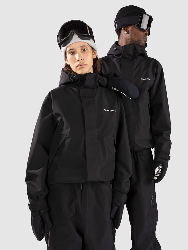 Beyond Medals The 2L Jacke black